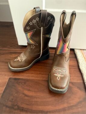 Rainbow western boots with star inlay
